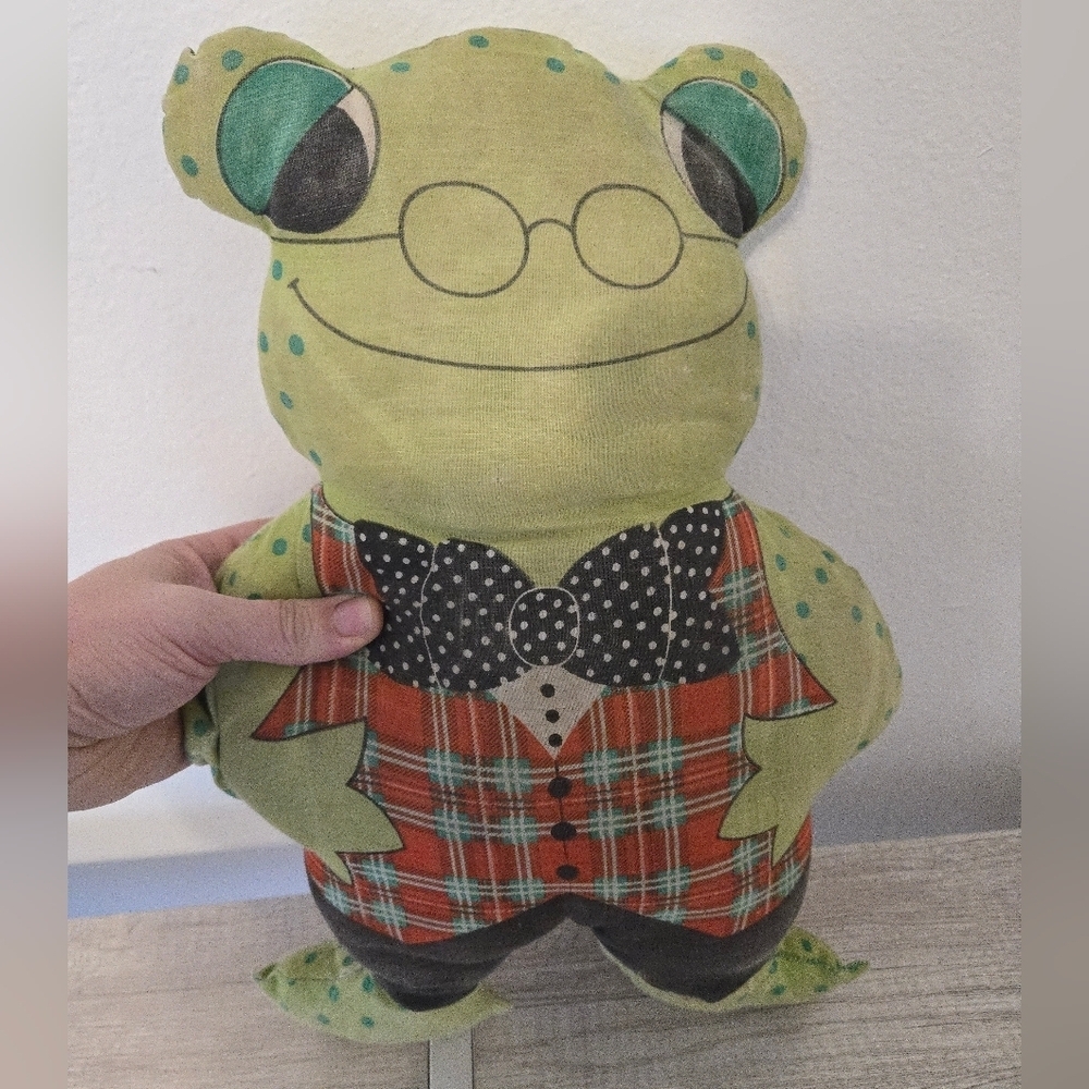 Vintage Plush Handmade Fancy Dressed Frog Toad Bow tie